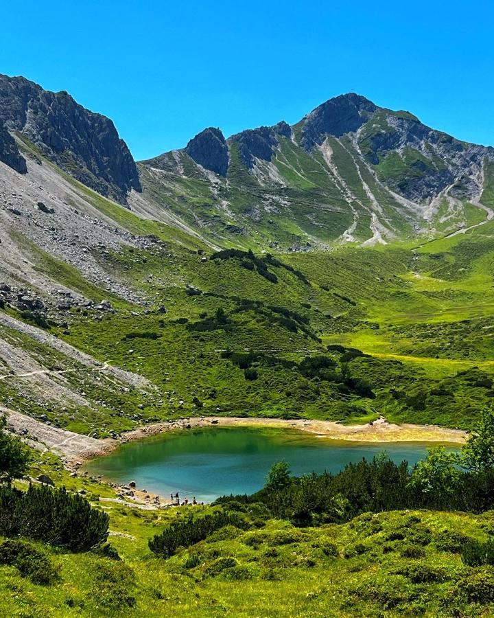 Gasthof Enzian Tannheim Bagian luar foto